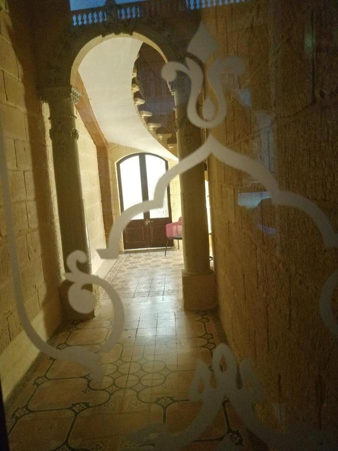 Triesti Home Виктория Екстериор снимка